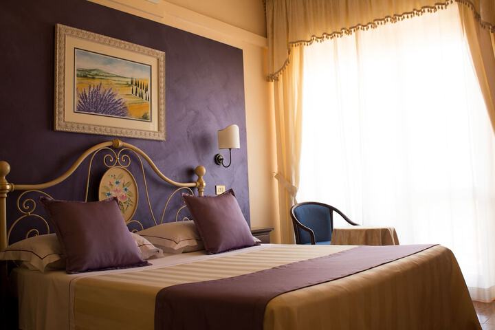 Room 26 of 60