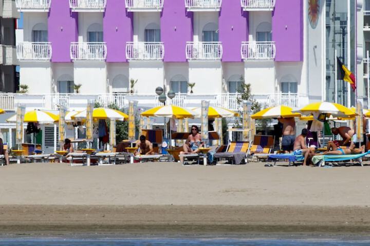 Lux Hotel