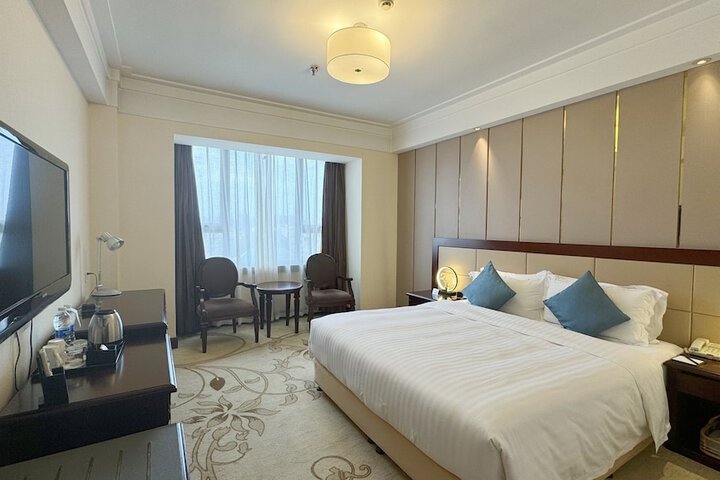 Room 9 of 46