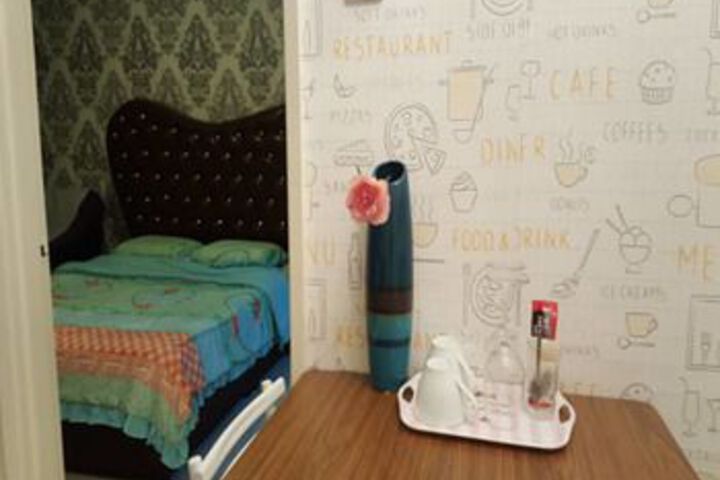 Room 32 of 62