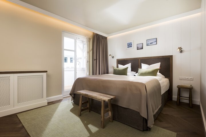 Room 10 of 55
