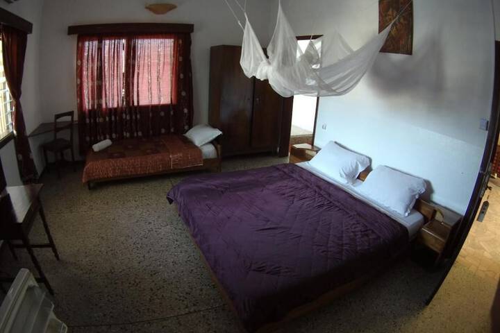 Room 17 of 52