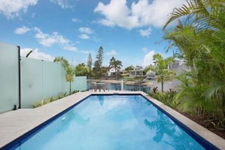 Pool 42 of 45