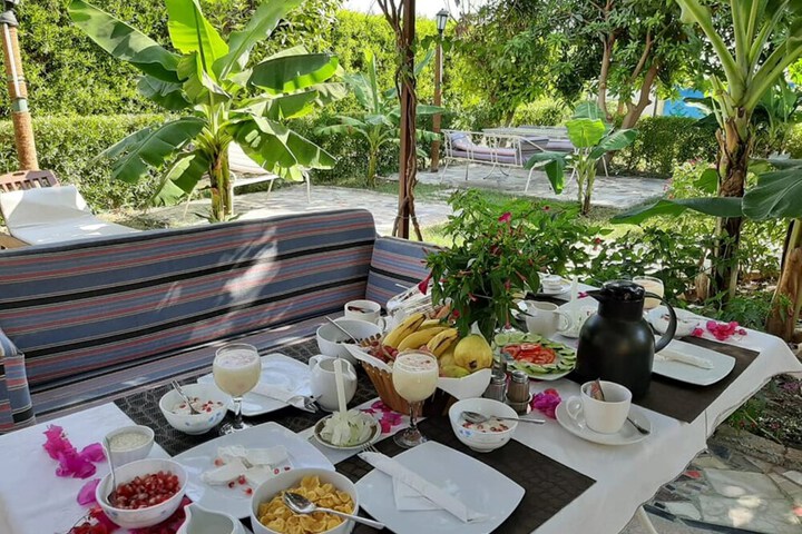 Dining 85 of 107