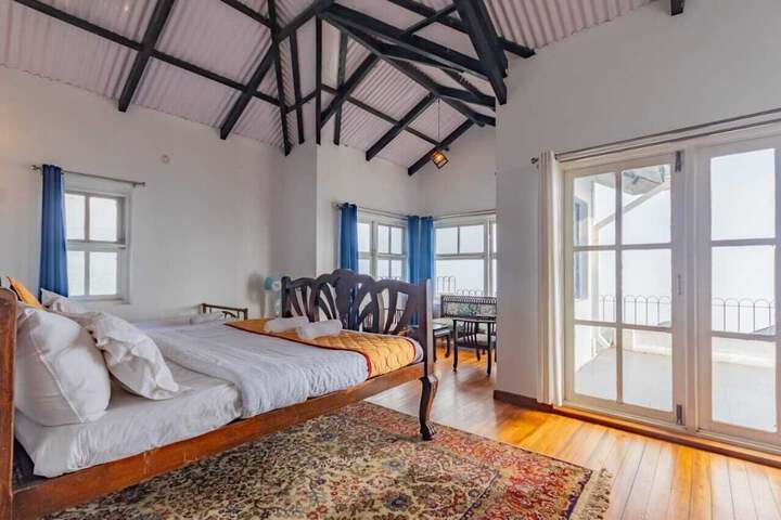 Room 3 of 25