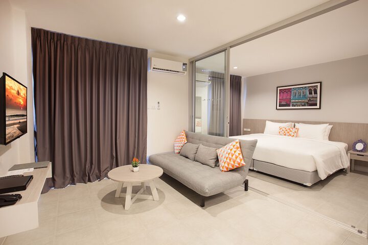 Room 10 of 91