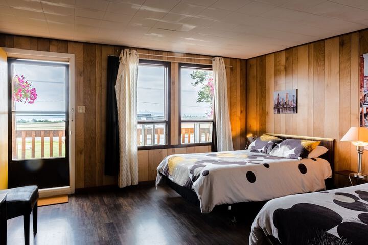 Room 5 of 45