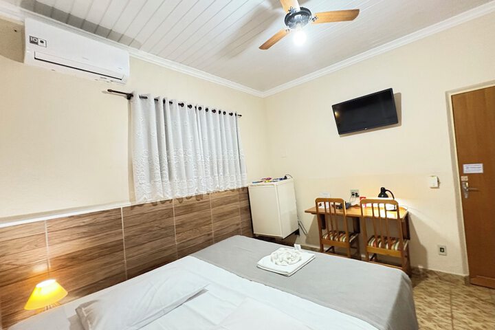 Room 37 of 68
