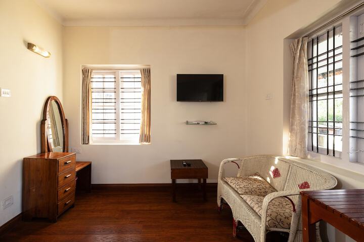 Room 12 of 40