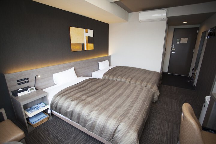Room 9 of 55