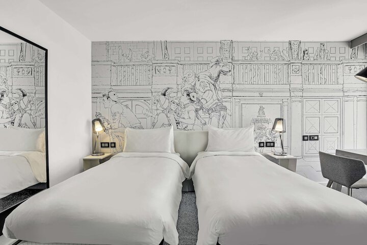 Room 26 of 124