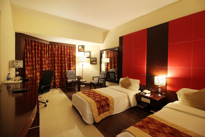 Room 3 of 13
