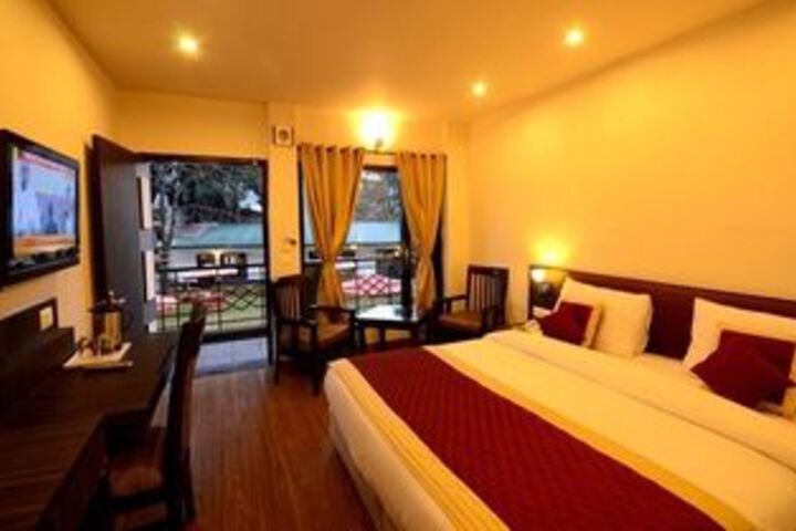 Room 4 of 15