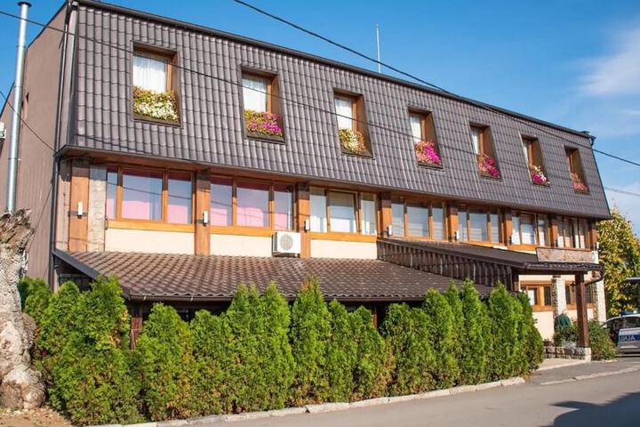 Hotel VIR