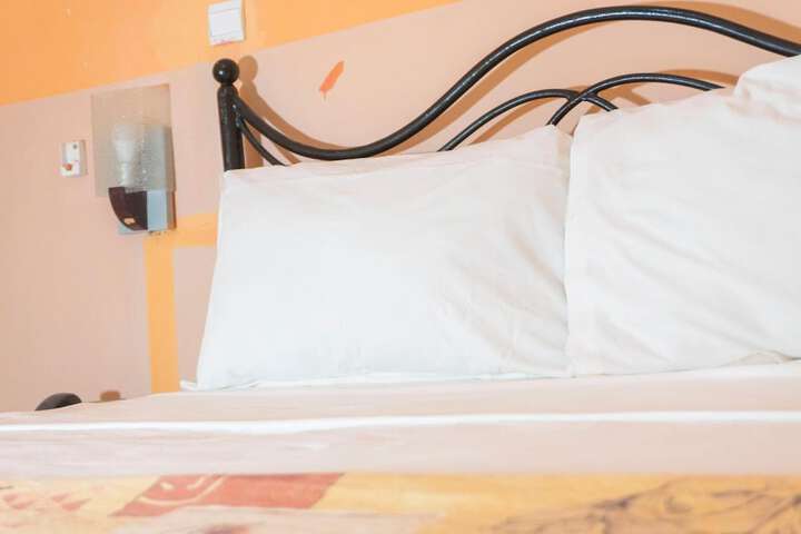 Room 4 of 49