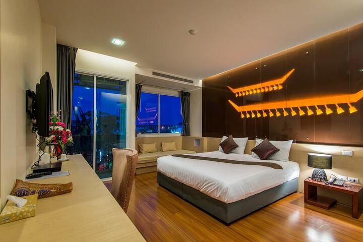 Room 26 of 62