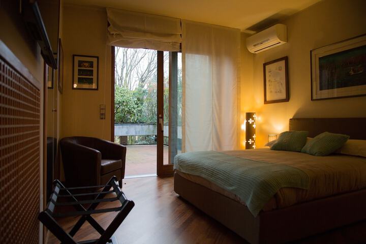 Room 21 of 45