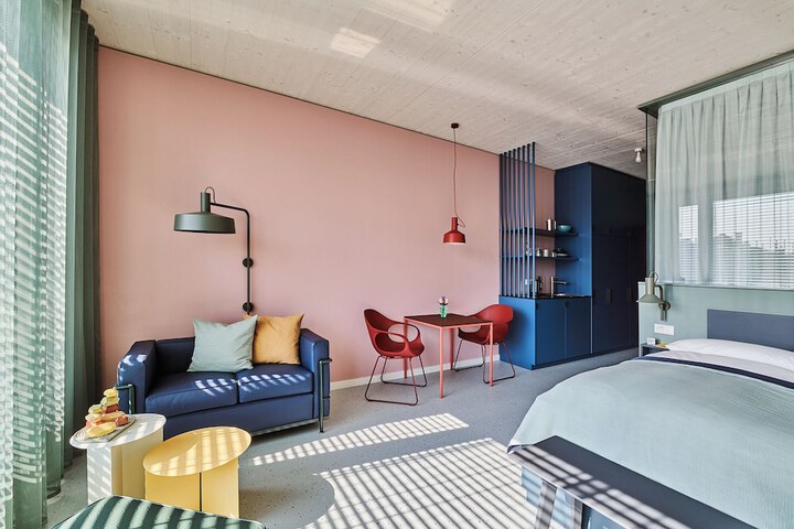 Room 2 of 13