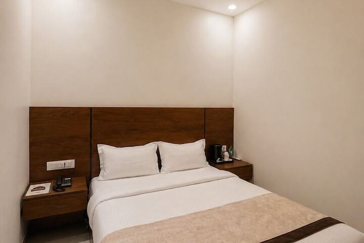 Room 29 of 54