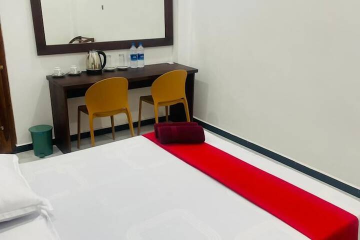 Room 8 of 22