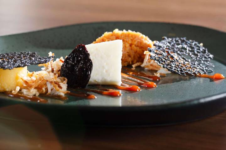 Dining 81 of 130
