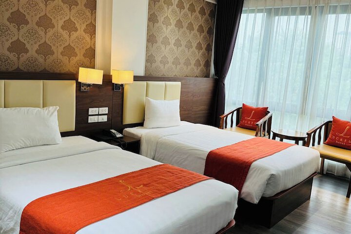 Hotel 2 of 54