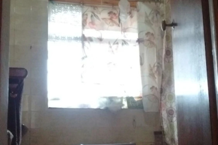 Room 7 of 8