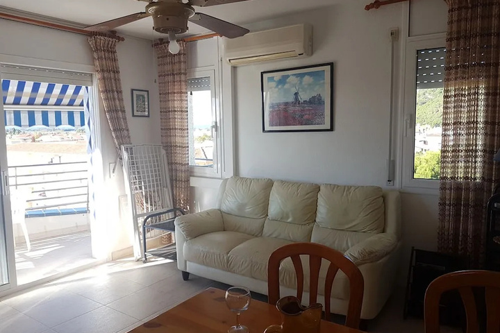 Room 3 of 13