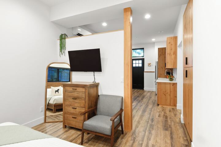 Room 12 of 53