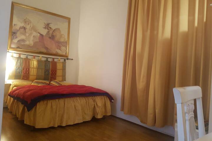 Room 6 of 50