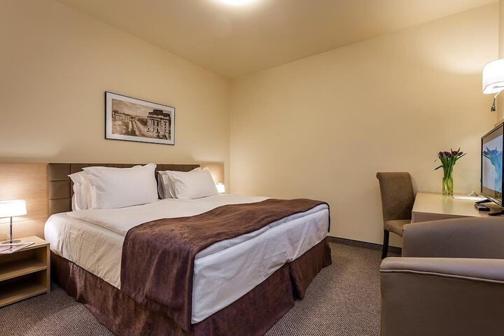 Room 15 of 47