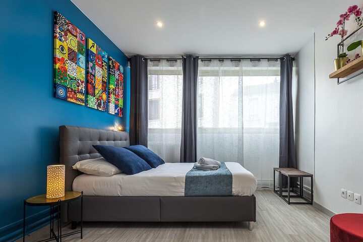 Room 8 of 29