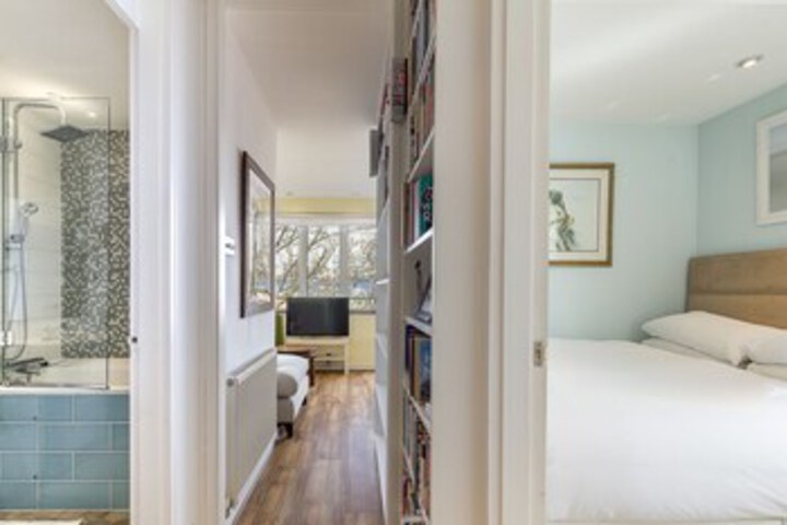 Veeve Regents Park Pad