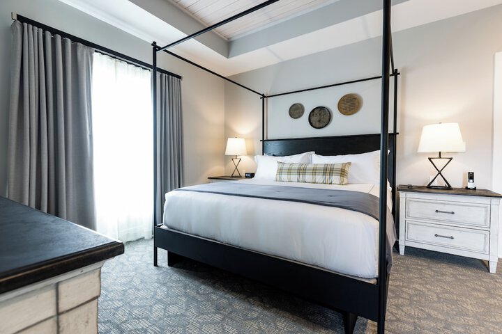Room 19 of 62