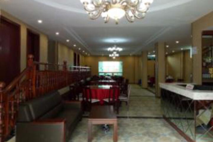 Baishun Holiday Hotel (Gongtan Ancient Town Branch)