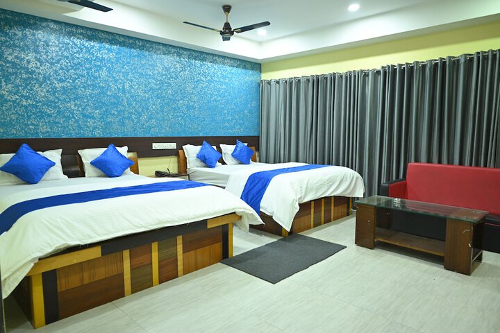 Room 4 of 37