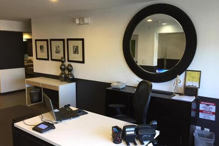 Entrance & Lobby