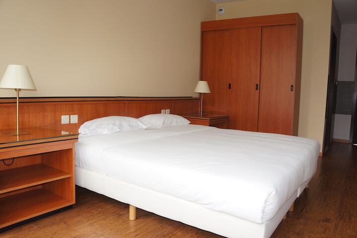 Room 3 of 23