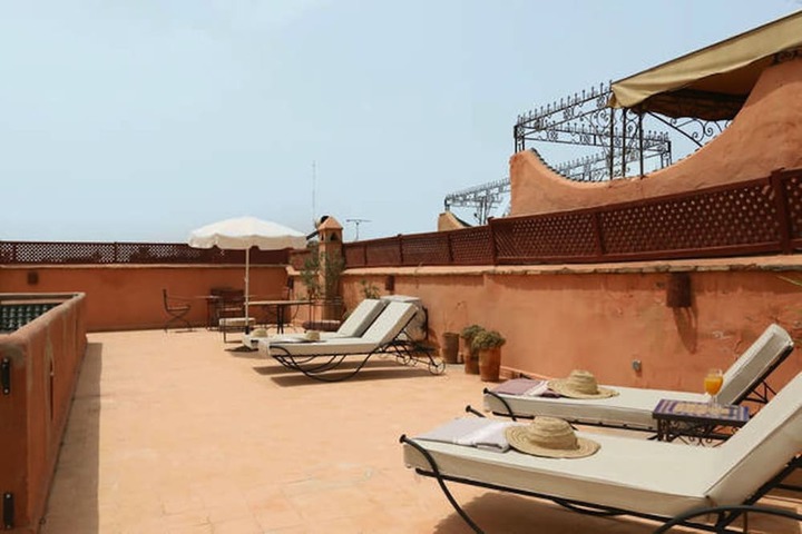 Sundeck 36 of 38