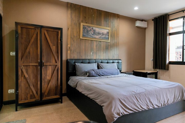 Room 14 of 187