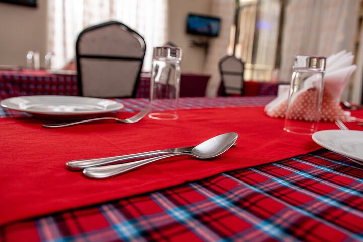 Dining 19 of 29