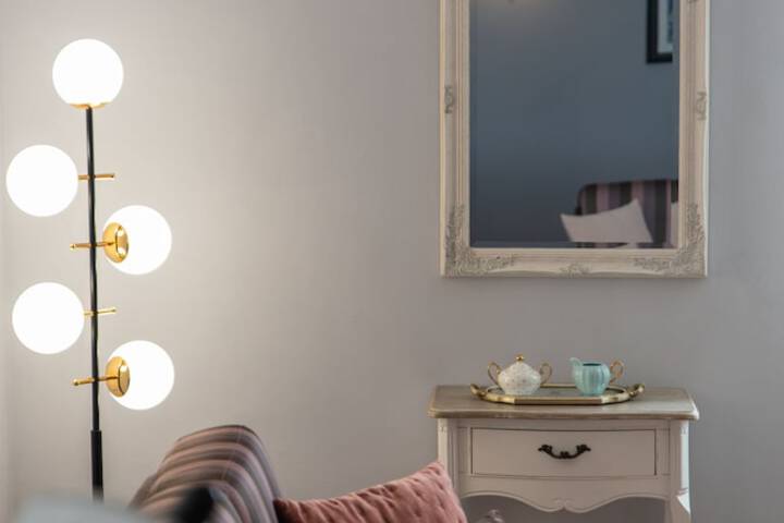 Room 16 of 182
