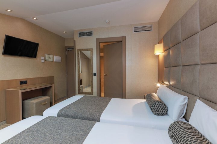 Room 18 of 56