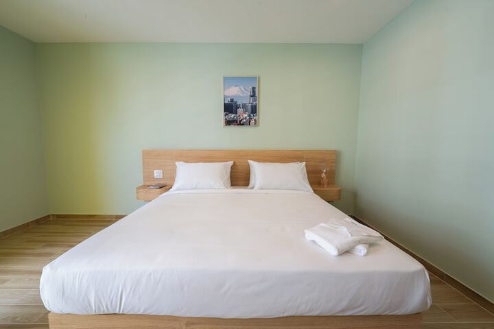 Room 2 of 13