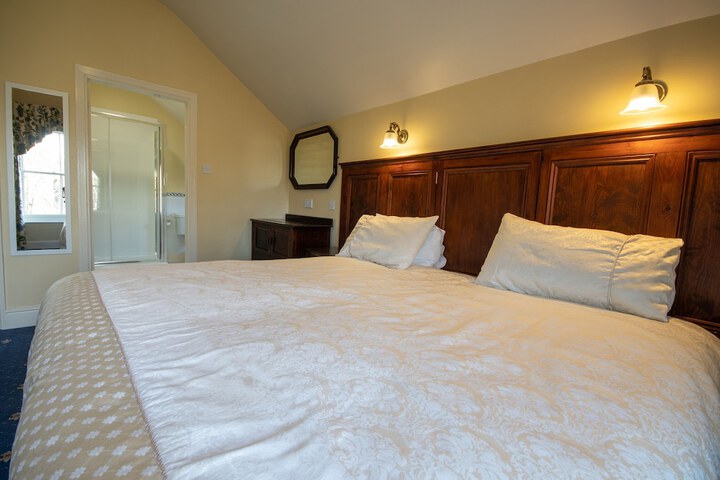 Room 30 of 72
