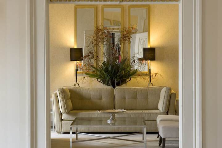 Hotel Interior 129 of 157