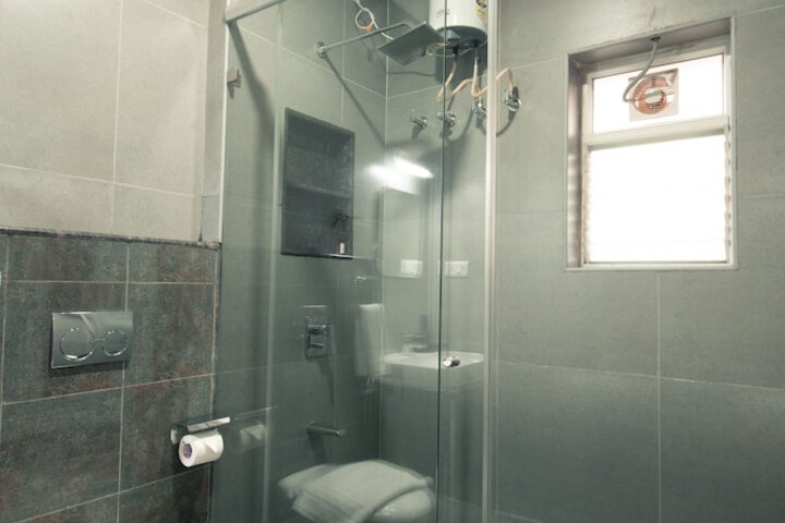 Room 18 of 20