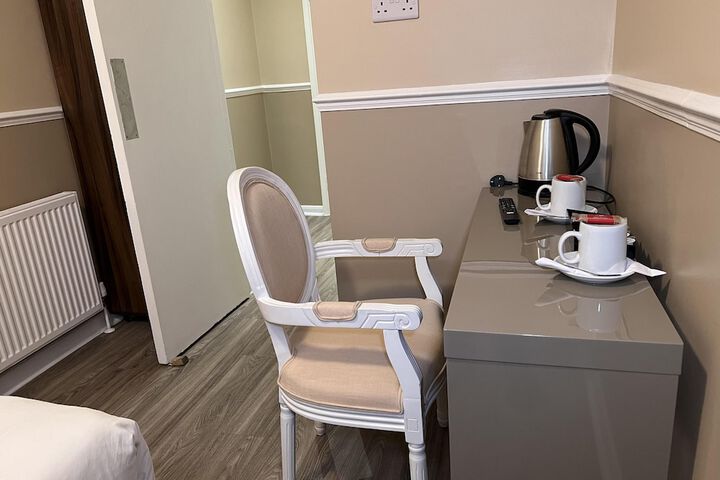 Room 33 of 57
