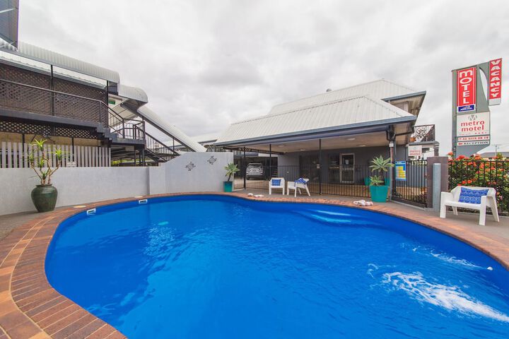 Pool 31 of 36