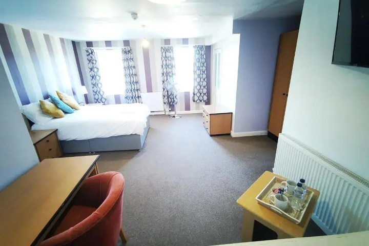 Room 17 of 21